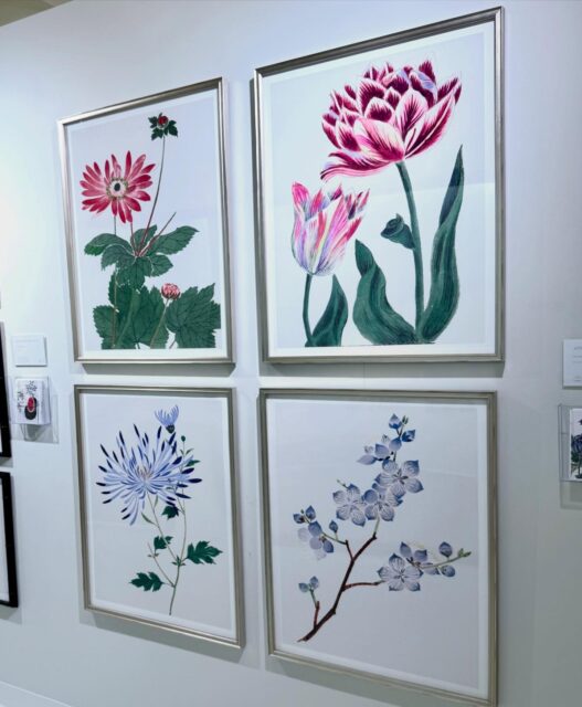 Good morning!πΏ From our Japanese Woodblocks series, framed in a Thin Antique Silver @larsonjuhl moulding. Many more plates in this series. If youβre in Atlanta, come see us in Building 1, Floor 10, Suite C3 @americasmartatl πΌπ¦ππΈππΏ #interiordesign #art #gallery #birds #interiors #botanicals #gallerywall #ornisgallery #artwall #homedecor #framedart
